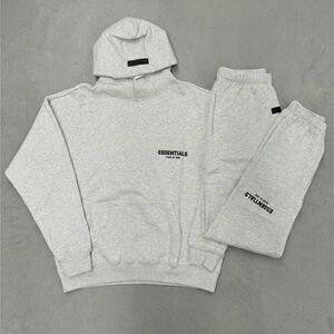 Fear of God Essentials S22 Bundle Light Oatmeal